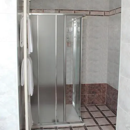 Ai Cantarelli * לוגניאנו