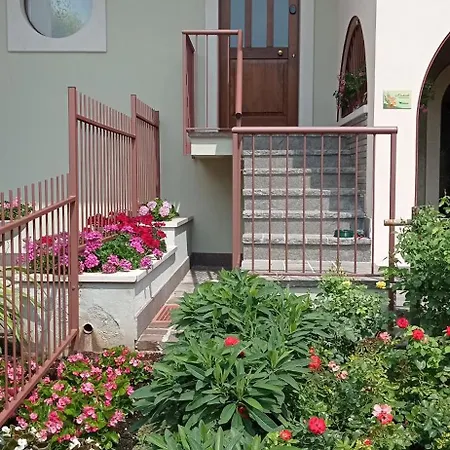 Ai Cantarelli Guest house Lugagnano