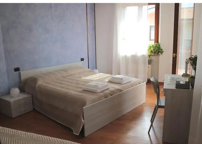 Ai Cantarelli Konukevi