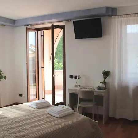 Гостевой дом Ai Cantarelli *