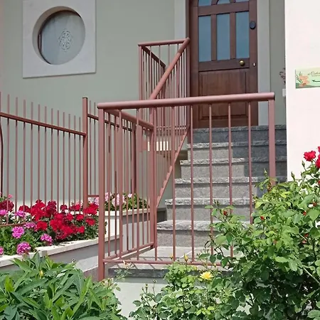 Ai Cantarelli Гостевой дом Луганьано